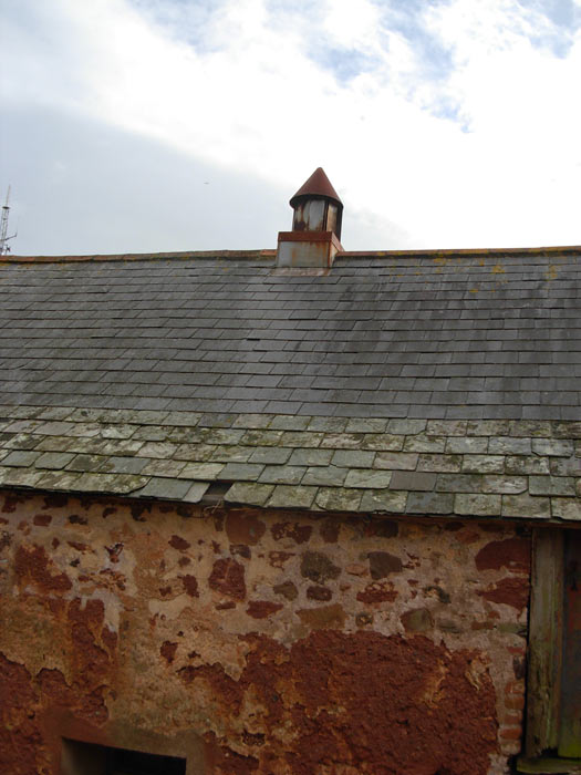 Roof cowl before renovation
